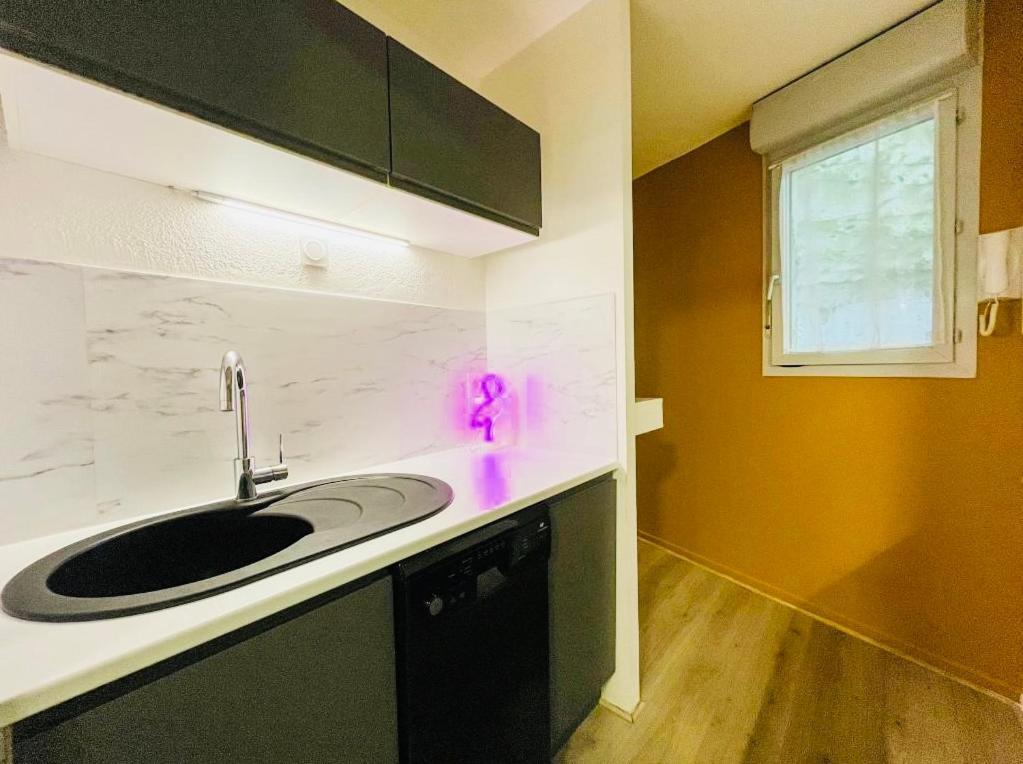Suite Kobalt Villeurbanne Exterior foto